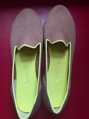 Rothy's tan with line accents size 11 Loafers